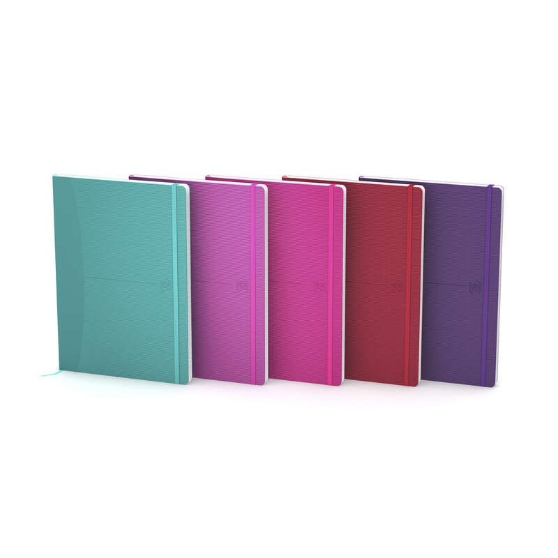 Oxford Signature A5 Cuaderno Cosido - Tapa de Goma Flexible - 80 Hojas Lisas - Colores Surtidos Oxford Signature A5 Cuaderno Cosido - Tapa de Goma Flexible - 80 Hojas Lisas - Colores Surtidos