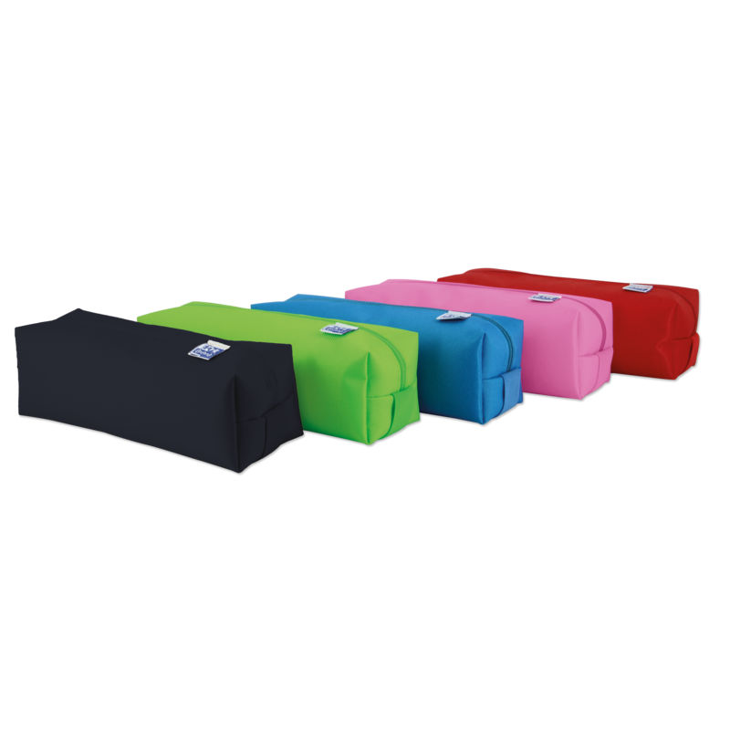 Astuccio quadrato grande per bambini Oxford Kangoo - Poliestere resistente - Colori assortiti 5pz 5pz Astuccio quadrato grande per bambini Oxford Kangoo - Poliestere resistente - Colori assortiti 5pz 5pz